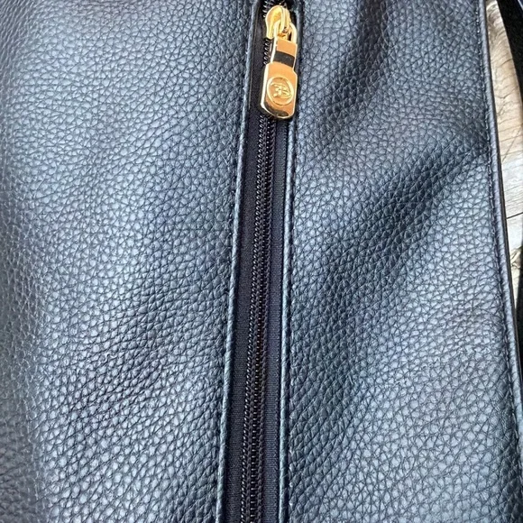 Blush Black and Gray Shoulder Bag - Picture 8 of 12